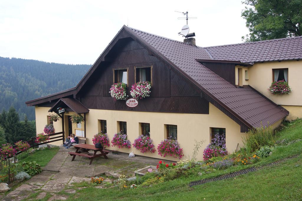 Chata Jawa Hotel Strážné Екстериор снимка