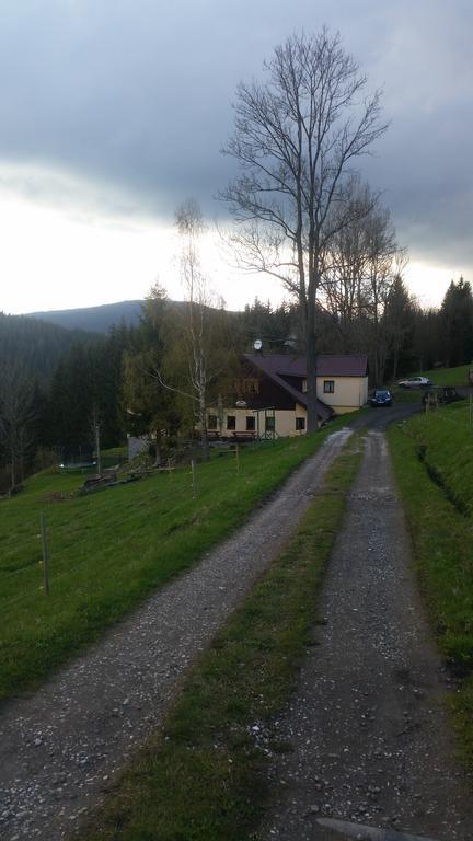 Chata Jawa Hotel Strážné Екстериор снимка